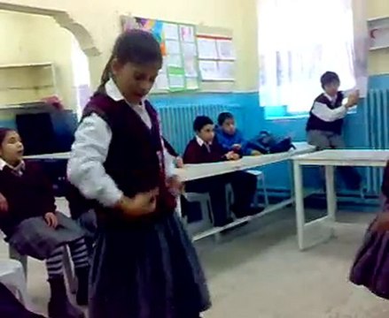 öğrencilerin en mutlu anları boş dersler ....