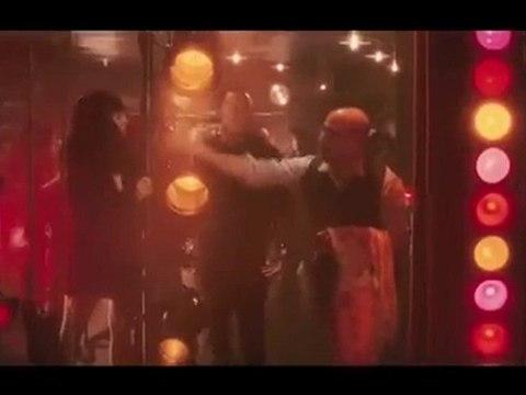 Burlesque - OFFICIAL Movie Trailer Christina Aguilera & Cher