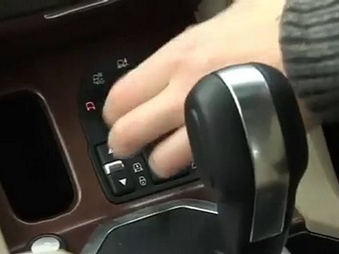 Land Rover Discovery Winner of the 2011 best 4x4