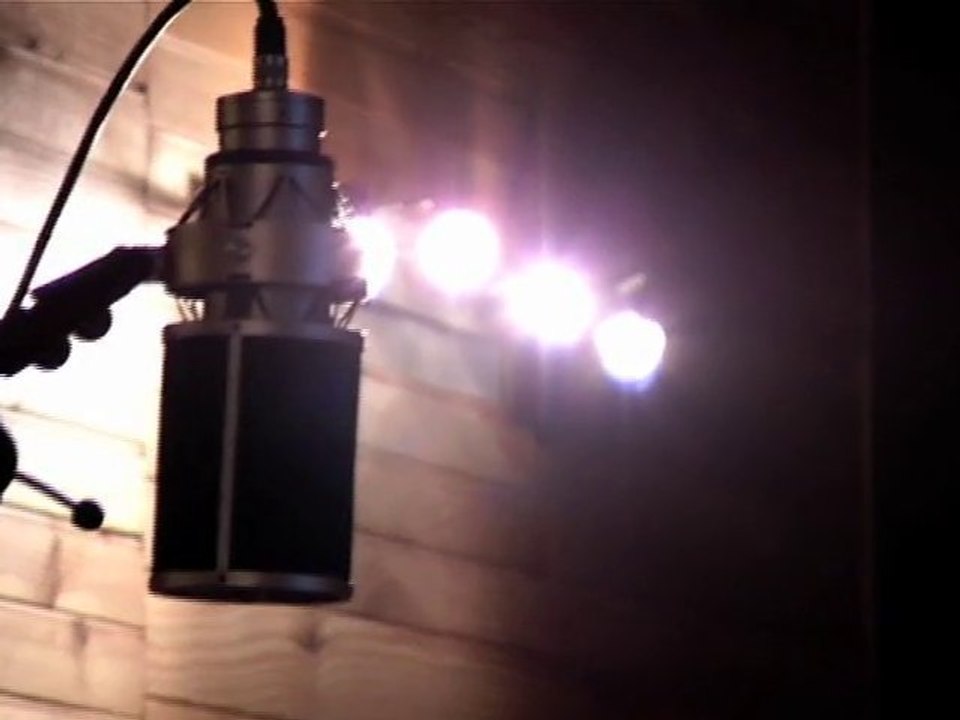 STRICTLY FROM THE MOUTH - Beatbox : Une musique de bouche...