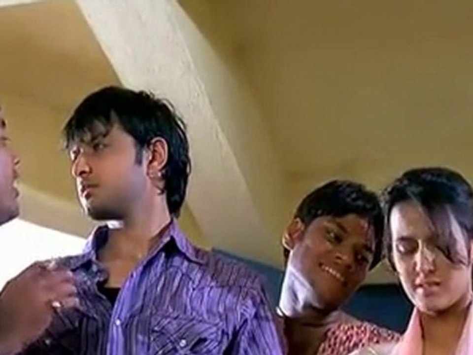 FilmyRules.Com - Hostel - DVDScr - Part 3