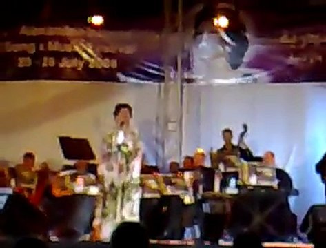 Warda In Alexandria 2008 ♥ ♫ ♥ Hikayti ma3a Zamane