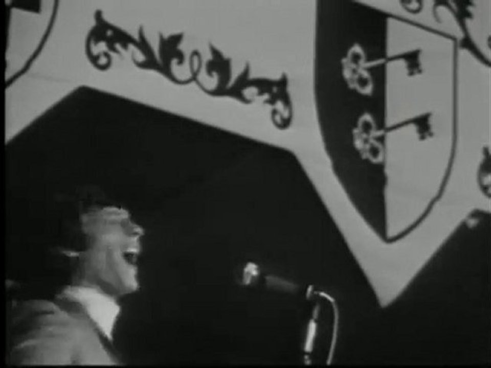 Herbert Léonard (Prestation - Quelque chose tient mon coeur)