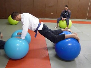 Tropa de Elite Julien Vandelli 4 Swiss Balls