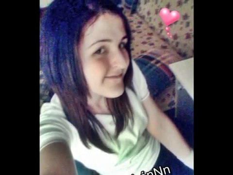 eLini tutmasam uyuyamamki ,sesini duymasam dayanamamki ..