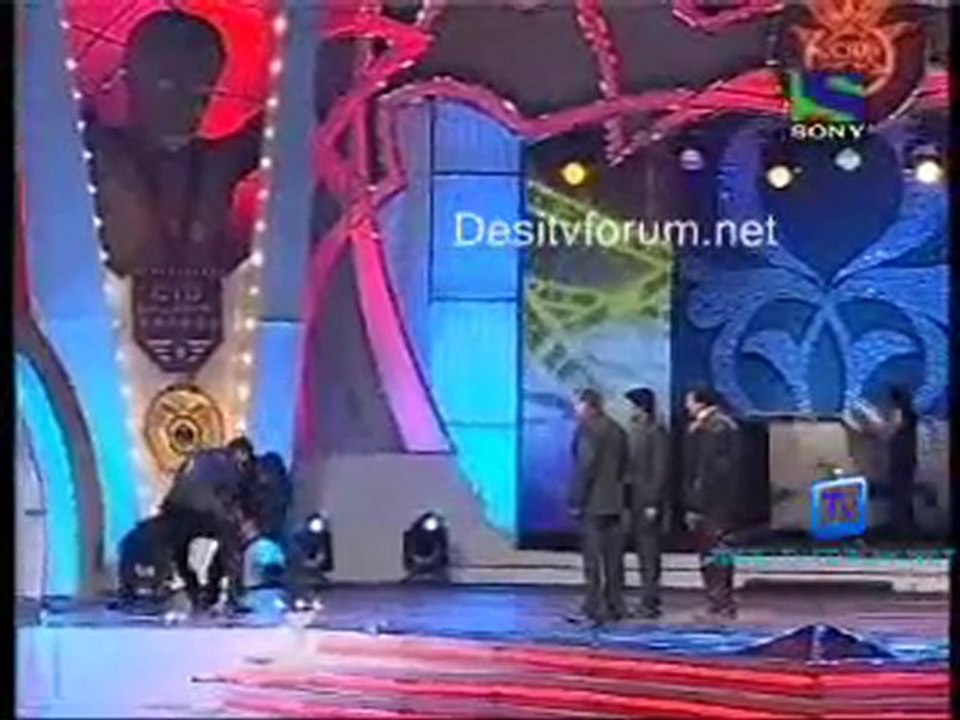 C.I.D Gallantry Awards 23rd Jan 2011Watch Online Part1