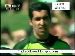Pakistan vs New zealand 4th Odi Highlights 2011 Napier 2