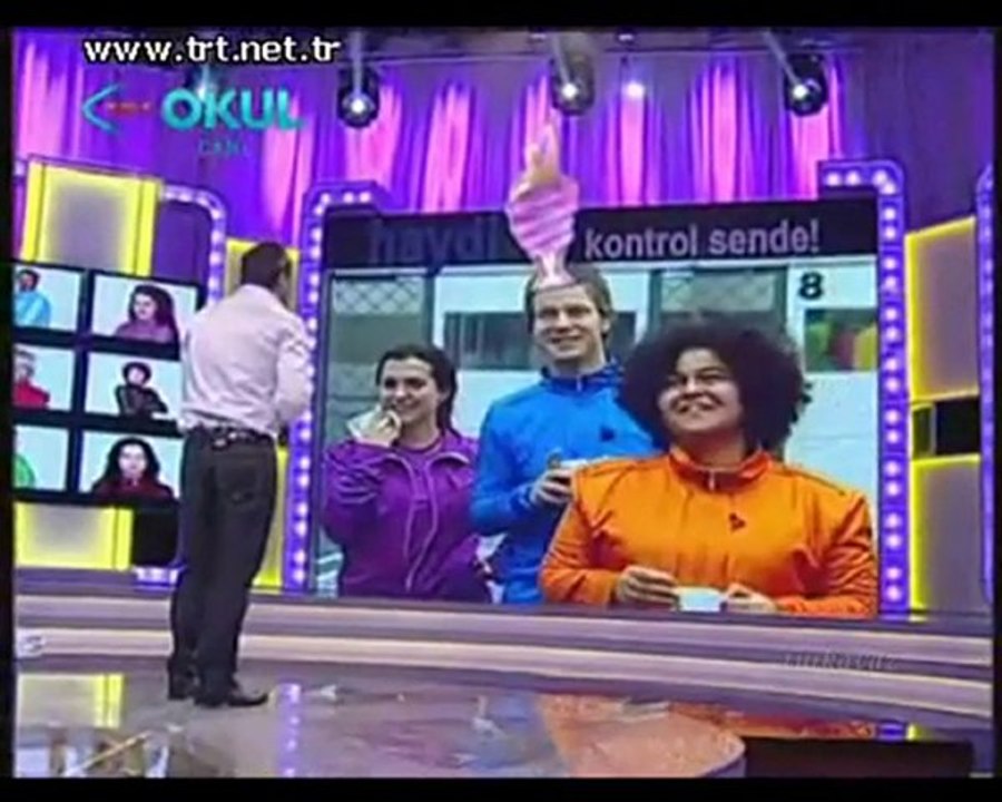 Kontrol sende ilk canlı görüşme 14 yarışmacı TRT OKUL