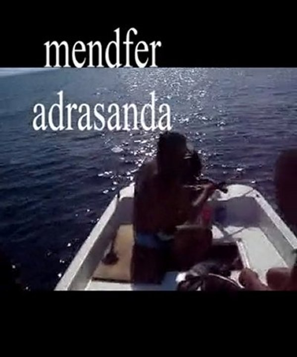 ADRASAN SULU ADADA TROFE AKYA AVI YAPTIK - www.adrasanbalik.com