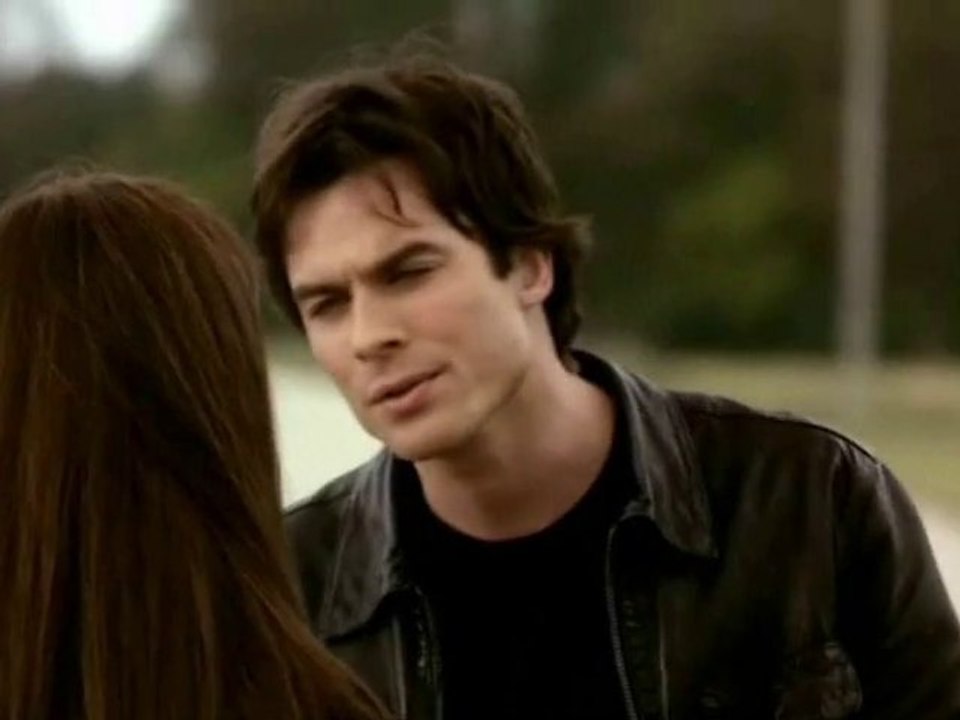 New moon trailer vampire diaries style