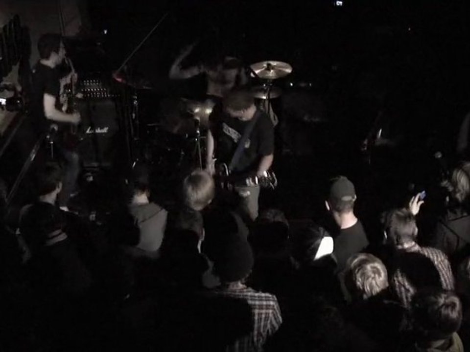 This Is A Standoff - Silvio @ Shaka Laka 14/10/2010