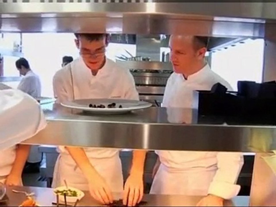 World's highest restaurant opens in Dubai