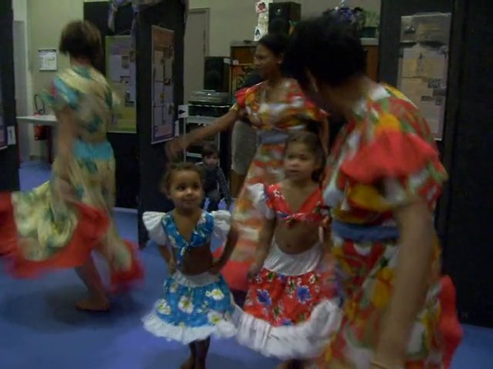 luna  et oceane  danse sega 003