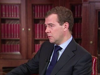 Medvedev: les responsables de l'attentat doivent être "liquidés"