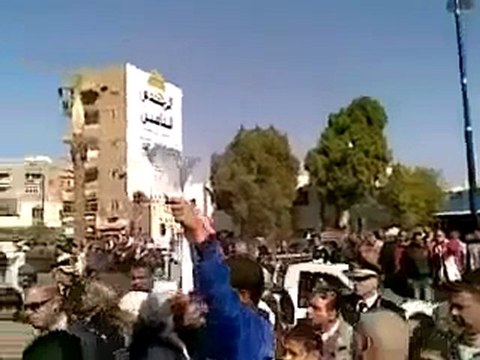 Les Egyptiens manifestent dans le sillage des Tunisiens