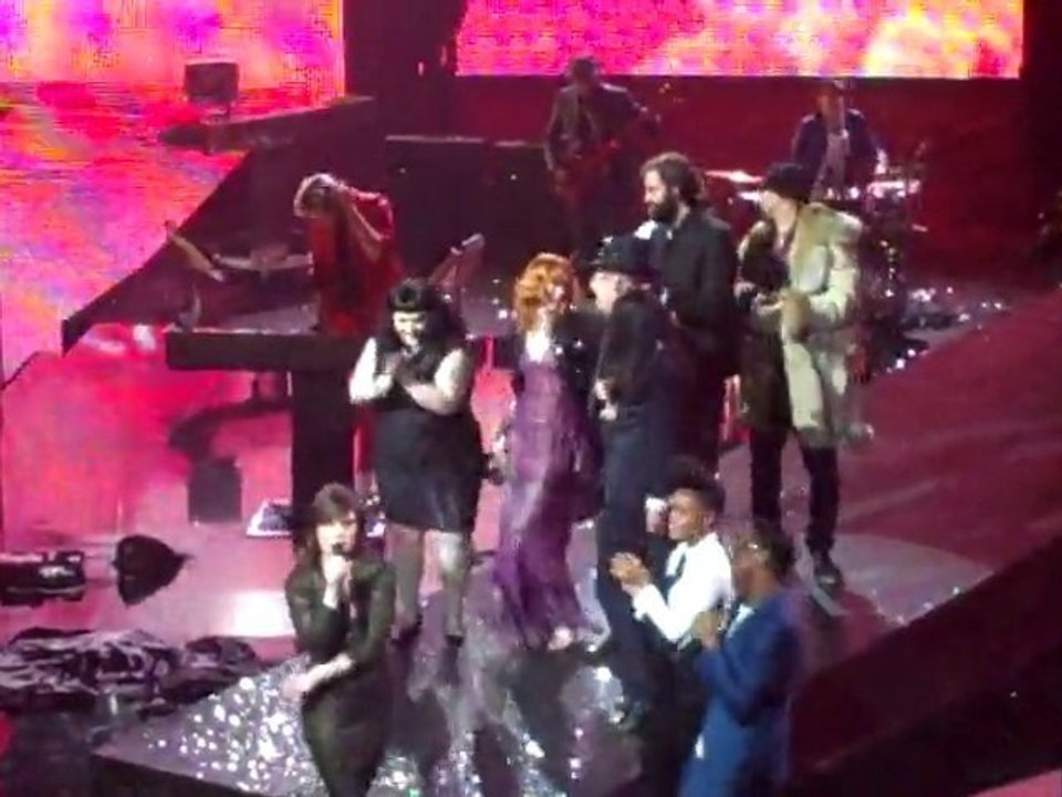 Fin du défilé Etam Lingerie au Grand Palais avec les guests