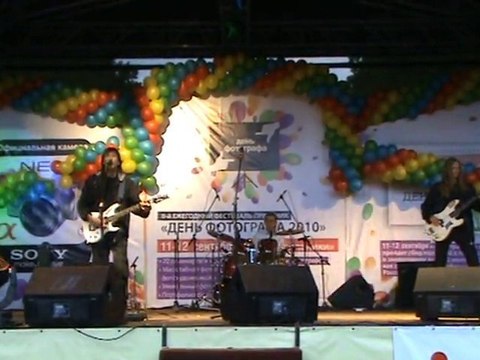 Черный Квадрат - Муравейник ( группа Кино)