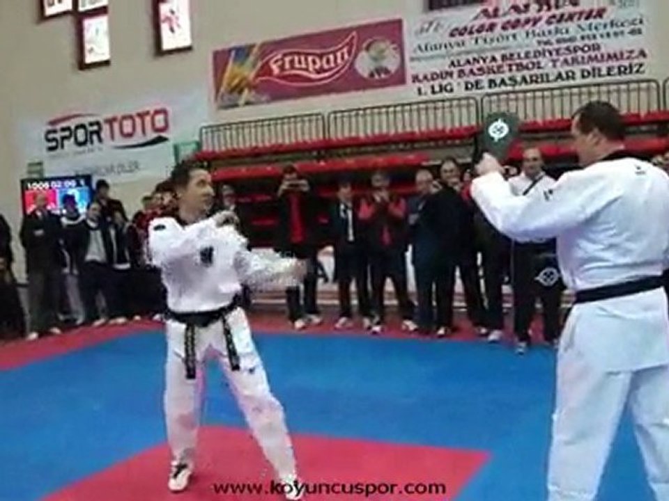 Jeong Kook Hyun - Metin Şahin Gösteri Müsabakası