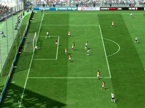 fifa 2011 yunus üzüm kaleci hatası gol
