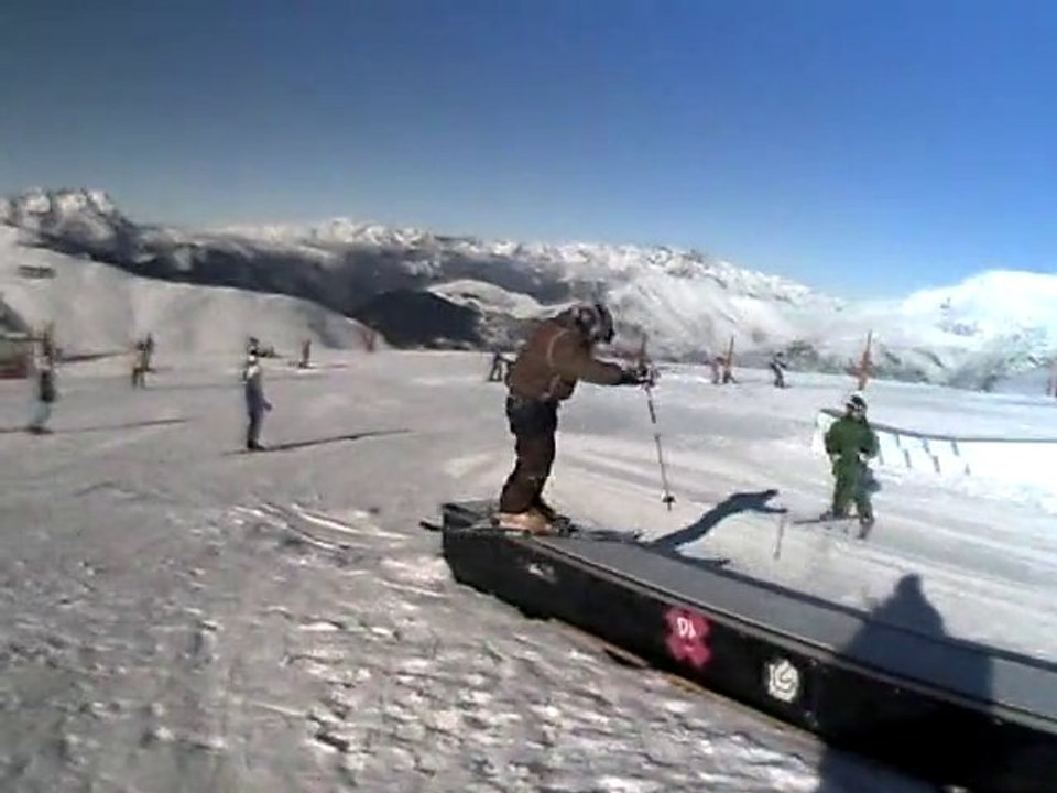 Lenny-FlatBox-180-Out