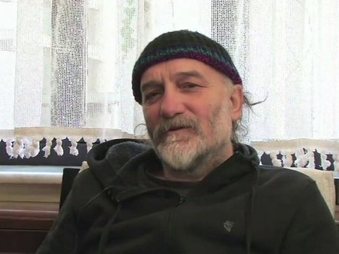 Fuat Saka - Her İnsan Bir Öykü