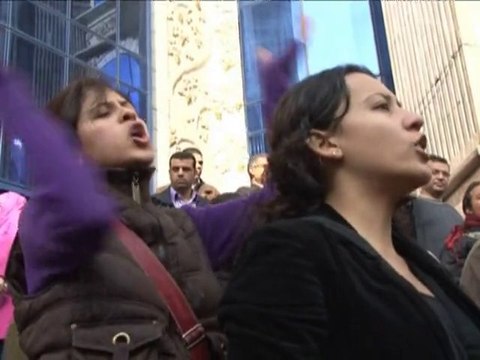 Egypte: 2e jour de manifestations, 500 arrestations