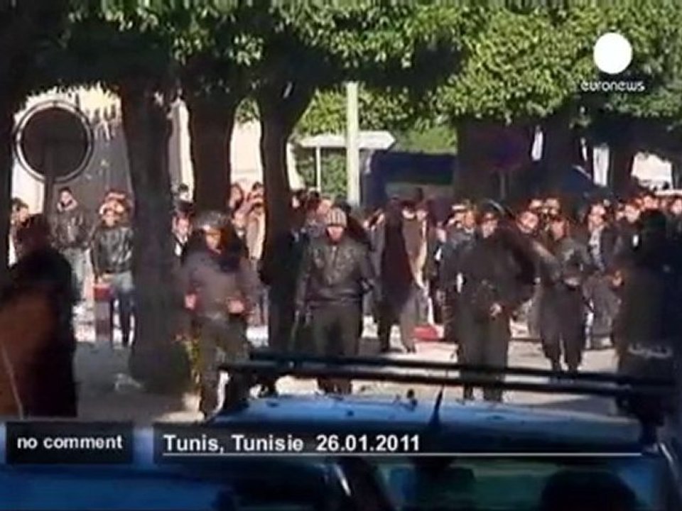 Les émeutes continuent en Tunisie - no comment