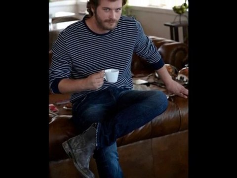 Aşk-ı memnuda çaldığı Chopin Nocturne in C sharp minor....