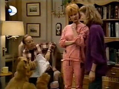 ALF Dizisi Online İzle (Müşfik Kenter Sesiyle)