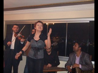 üflediler söndüm-Mukaddes Gökmen