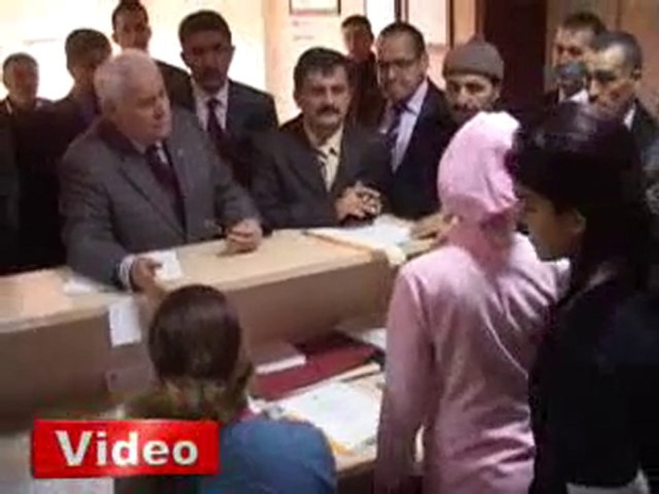 Vali Çolak'tan sağlıkçılara fırça