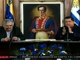 Venezuela y Uruguay firman convenios de cooperación