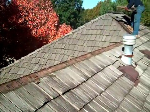 Wood Shake Roof Repair in Shawnee, KS 913-706-8710