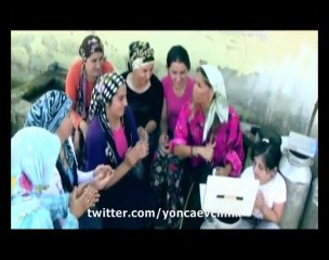 Yonca Evcimik - Tweetine Bandım (2010) by Aluxton