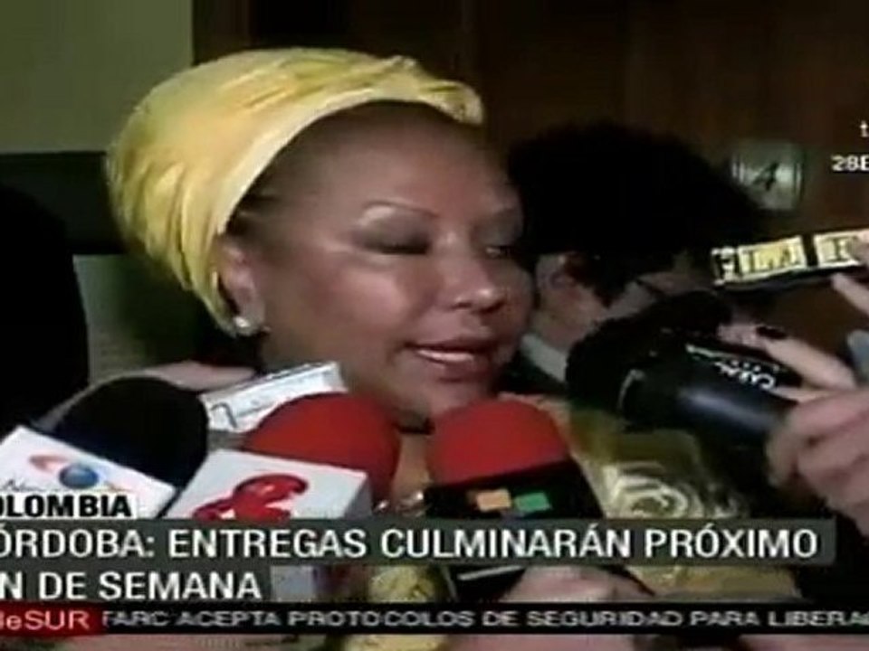 Piedad Córdoba informa que sólo falta que Cruz Roja y Defe