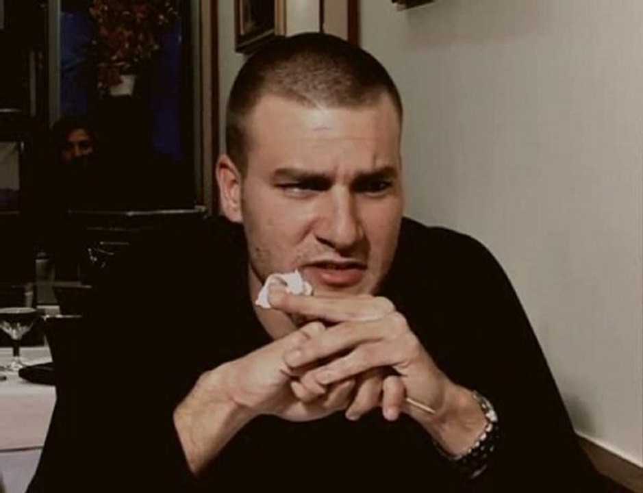 Dikkat Kırılmaz! (Her Türk İzlesin)