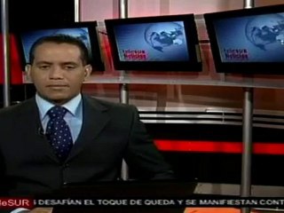 Las autoridades retienen al premio Nobel de la paz Mohamed e