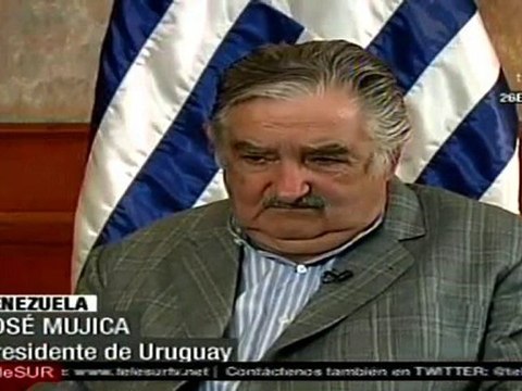 Mujica reafirma intención de ayudar a lograr la paz en Colombia