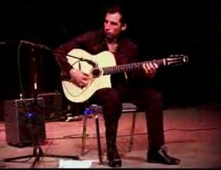 La gitane. guitare manouche.