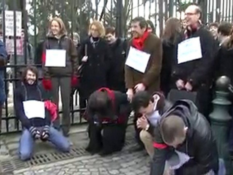 Lycée Jean-Baptiste-Corot : les enseignants indignés