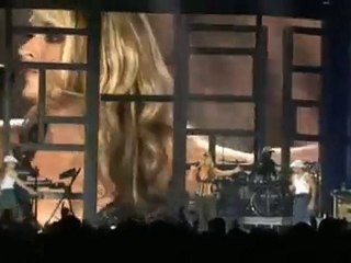 Anastacia @ Sick and Tired Live