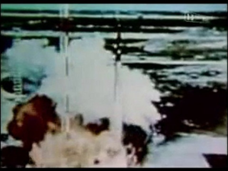 on n'a jamais mis les pieds sur la lune!! 1