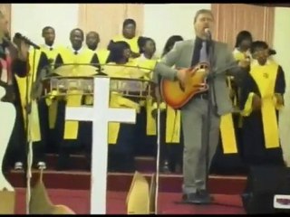 Claude & Julia - Mon âme bénis l'Éternel avec Chorale