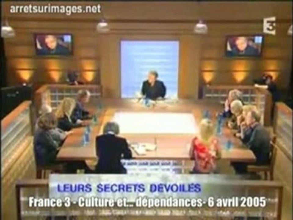 l'ignoble Frédéric Mitterand parle de sa vie de pédophile