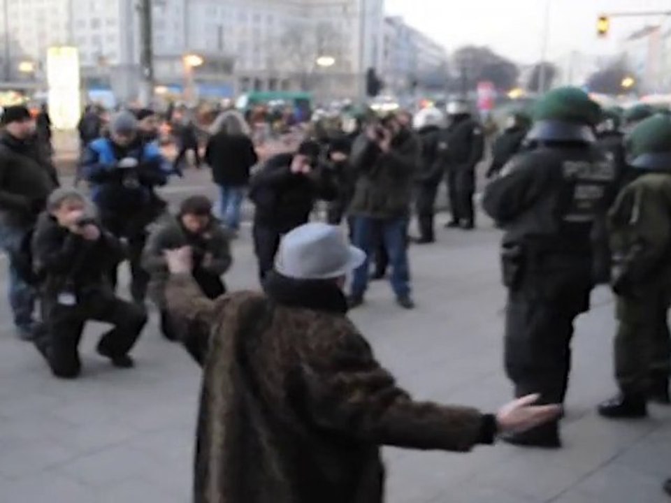 Liebig strasse 14, studioansage