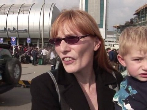 Ruée à l'aéroport du Caire pour quitter l'Egypte