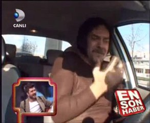 Beyaz'dan kopartan Mustafa Çilekeş taklidi