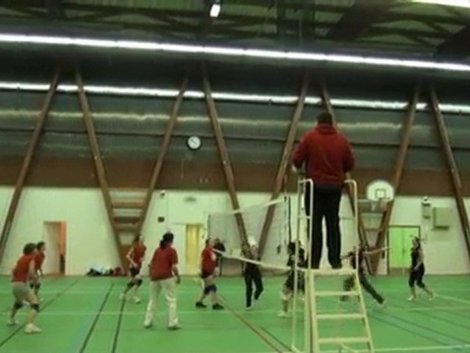 Match Senart (filles) vs Melun VdSeine (06.12.10) Part 2/5