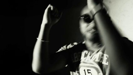 Petit Vigne - "ACROBATE"