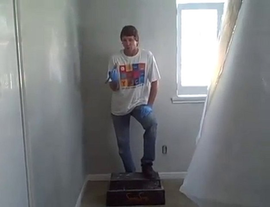 Using a Safe Step Stool to Paint Your Ceilings and Walls